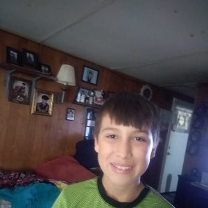 Meet your Posher, Lazaro